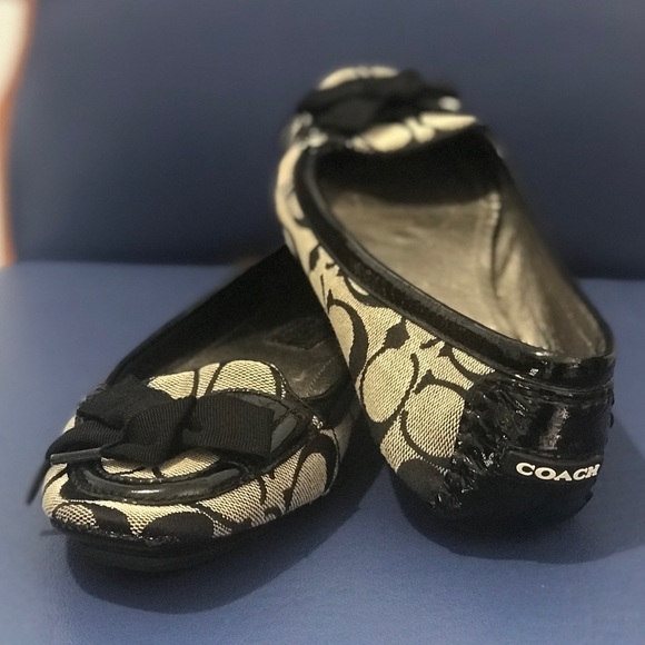 Coach signature canvas/leather flats
